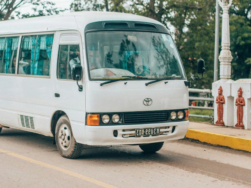 Cambodja siem ream bus