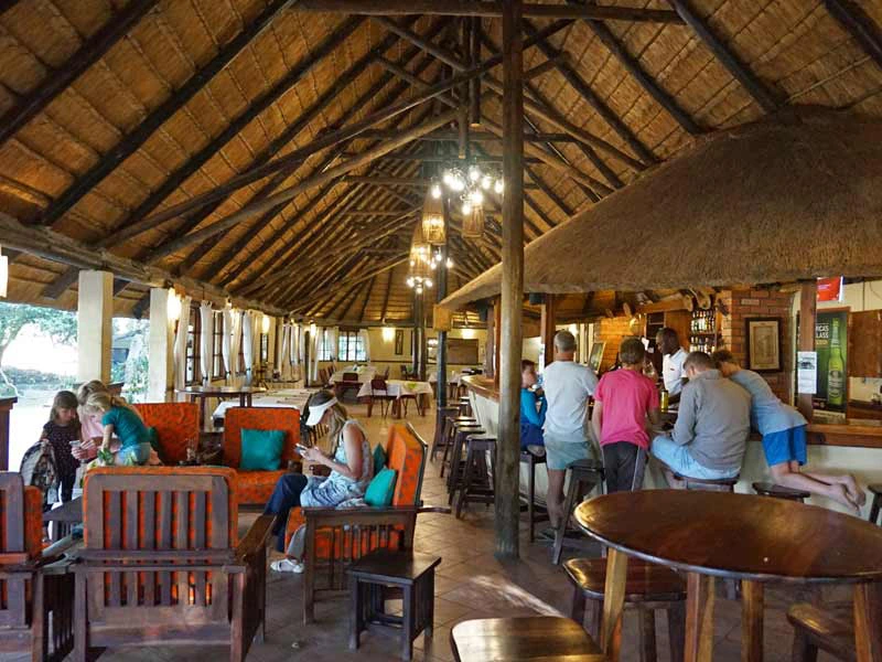 lodge maun