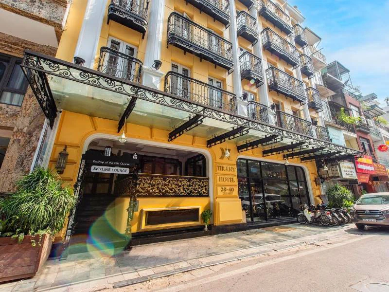 Knalgeel hotel in Hanoi