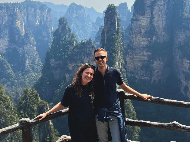 Paar in Zhangjiajie Forest Park