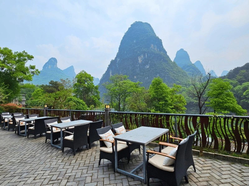 china-yangshuo-family-hotel-panorama
