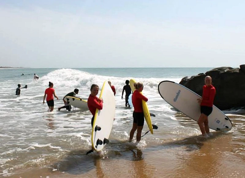 Surfles kinderen Sri Lanka