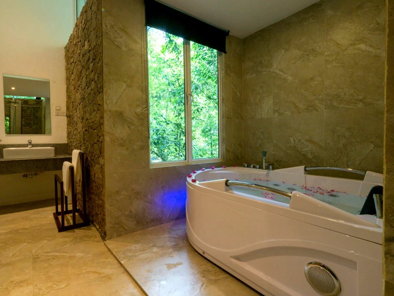 Comfort stay Kitulgala badkamer - raften Sri Lanka