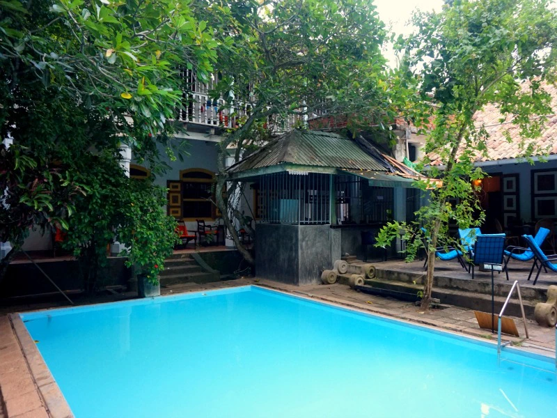 Hotel met zwembad in Unawatuna
