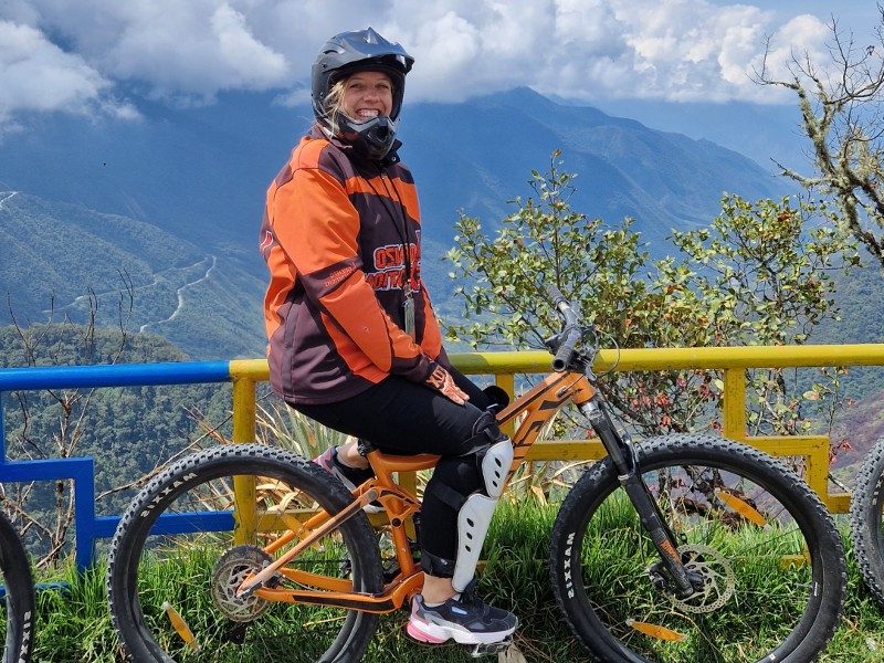 De berg en de olifant - Amboseli