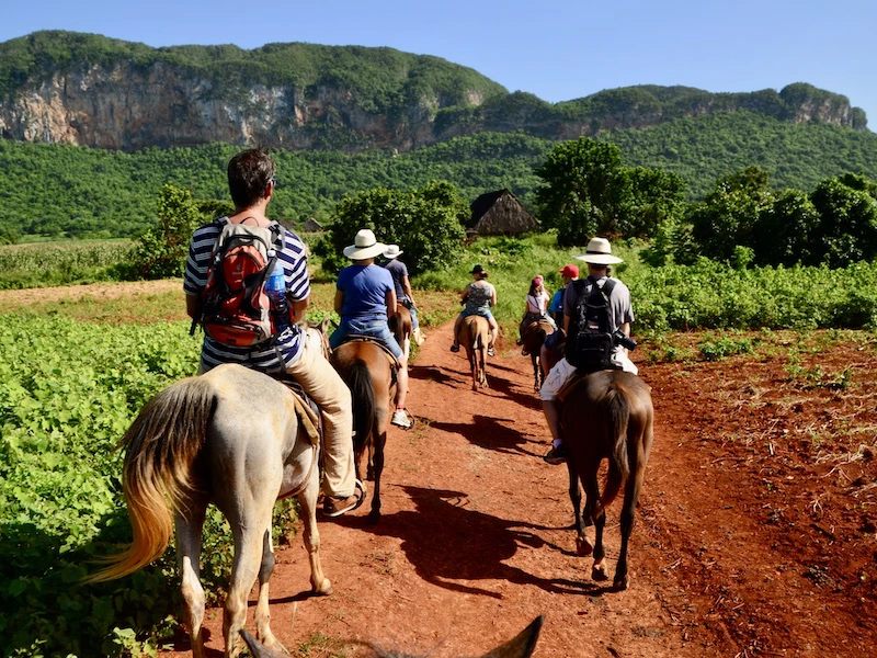 Paardrijden Vinales Cuba met kinderen