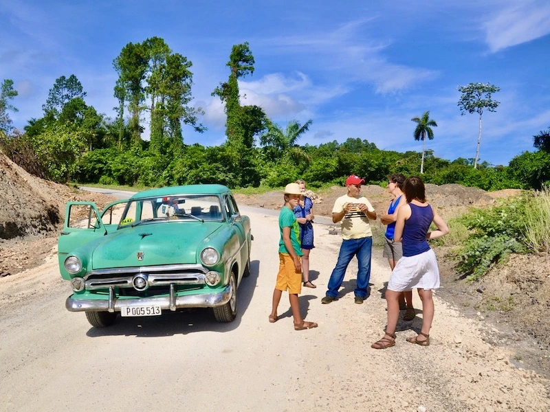 Remedios Oldtimer tour tijdens familiereis Cuba