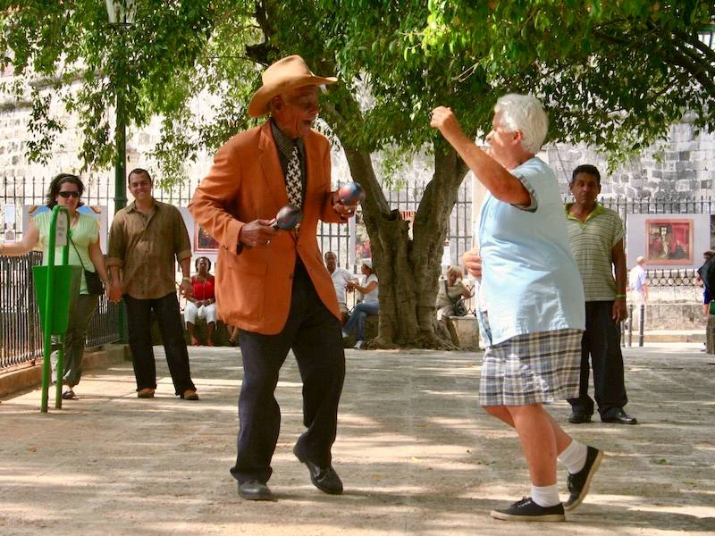 Santiago-de-cuba-sala