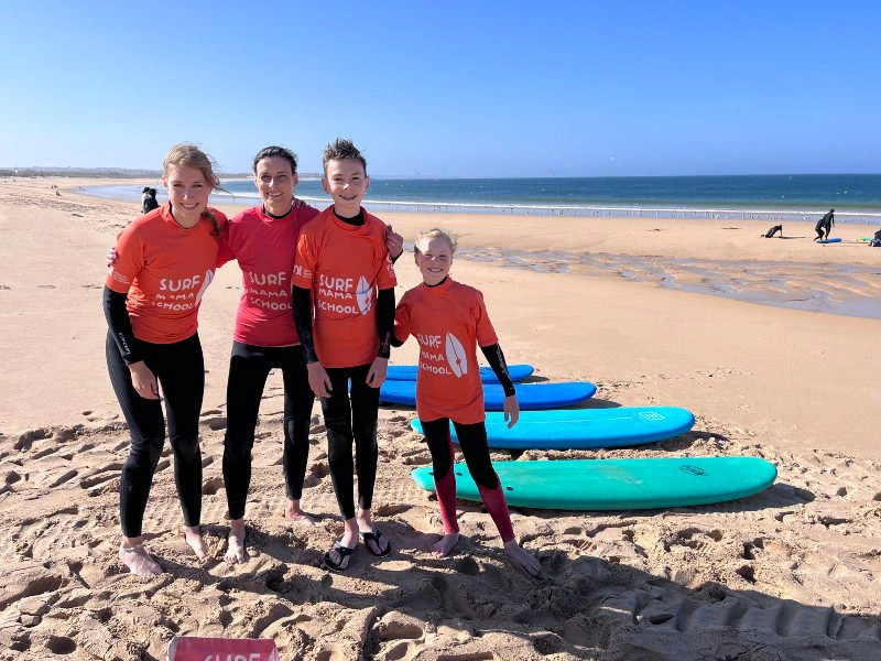 Portugal_Peniche_surf_family