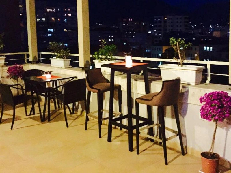 hotel tirana albanie centrum