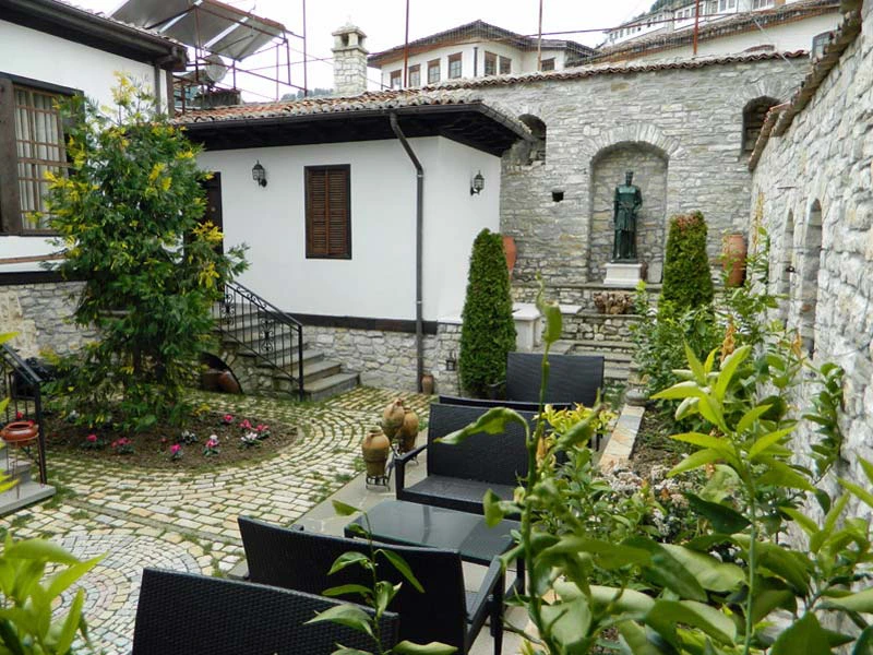 Berat hotel