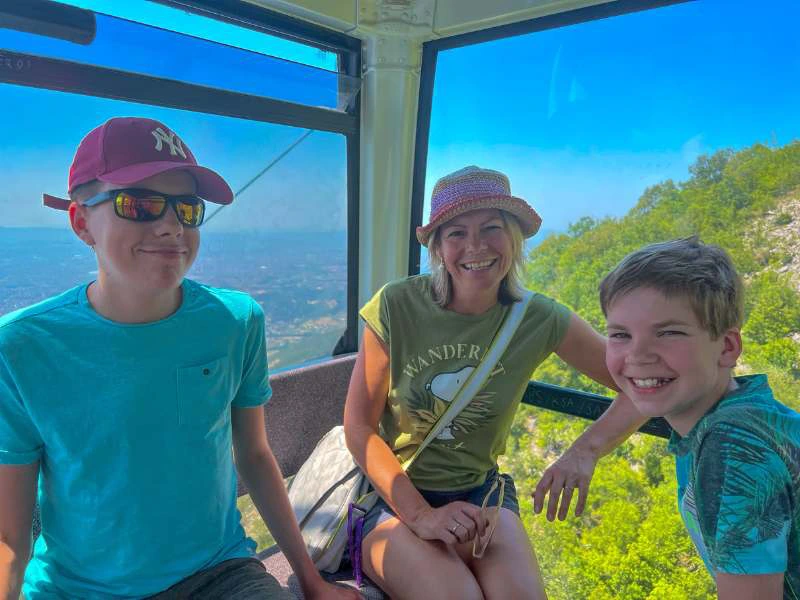 Tirana met gezin Albanië