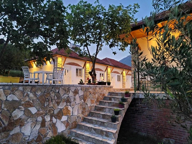 Hotel tepelene Albanië