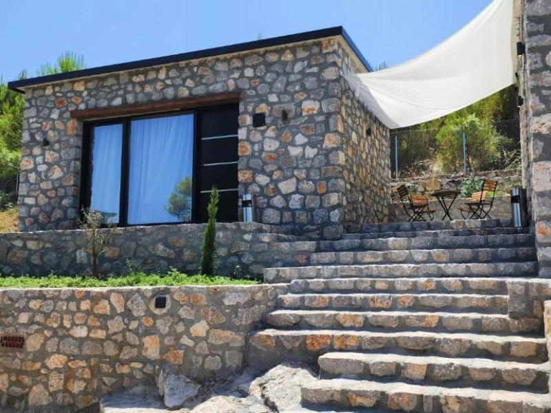 Albania-Accommodation-Shkoder-Bungalow.2