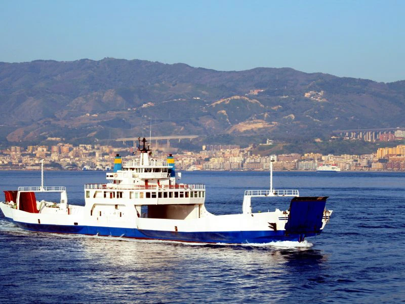 Veer boot in Sicilie