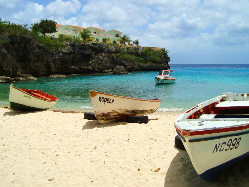 Curacao verlaten stranden