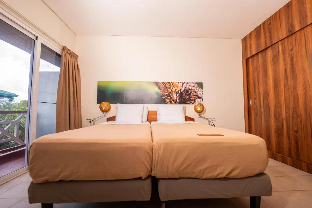 Slaapkamer comfort hotel Paramaribo Suriname
