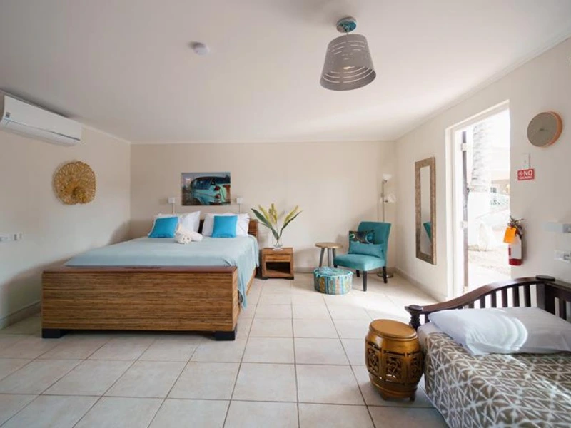 Slaapkamer van de accommodatie met tweepersoonsbed