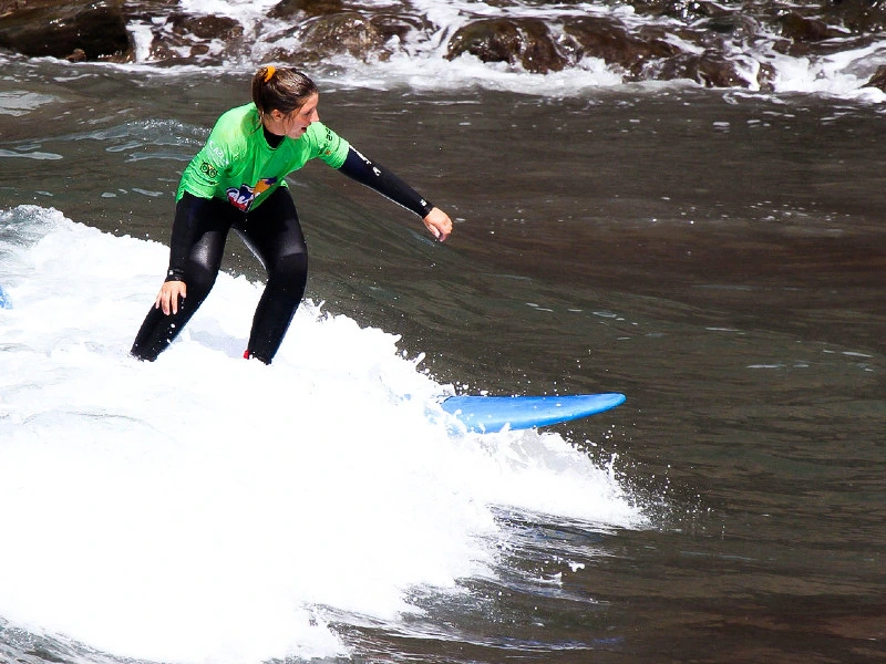 surfen-madeira-porto-da-cruz