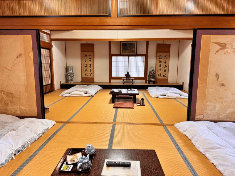 Familiekamer in de tempelaccommodatie in Koyasan
