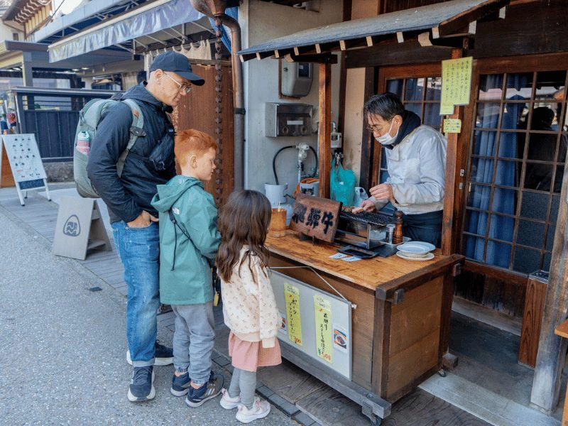 Food tour in Takayama