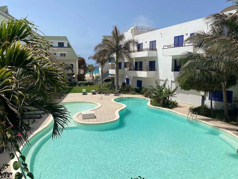 Zwembad bij appartement in Sal