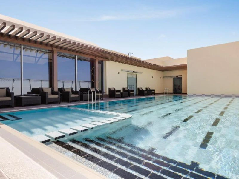 comfortabele accommodatie met zwembad aan de zee in Muscat Oman