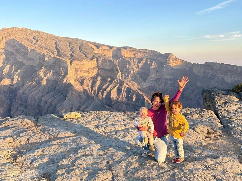 Jebel Shams in Oman met kinderen