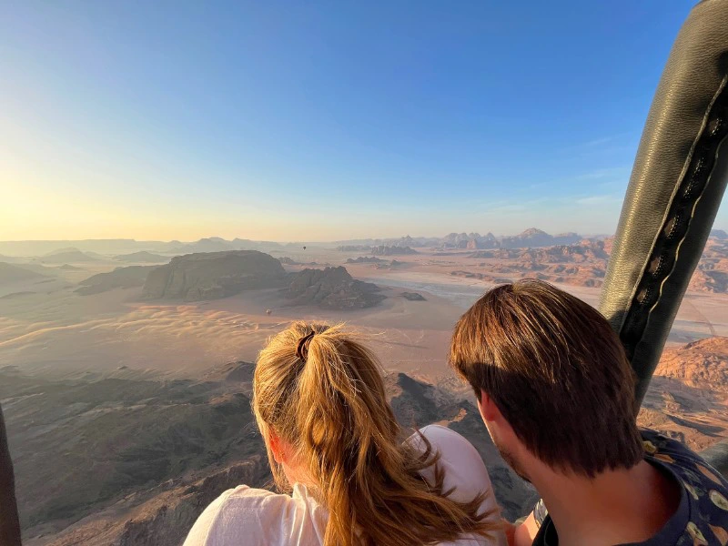 Jordanië - Luchtballon over de Wadi Rum