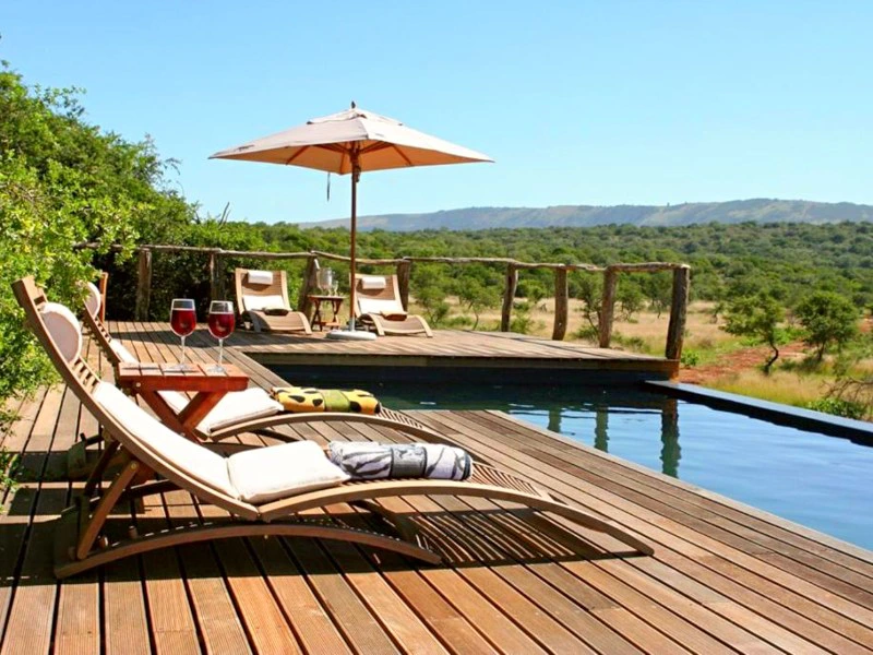 Oeganda accommodatie met zwembad