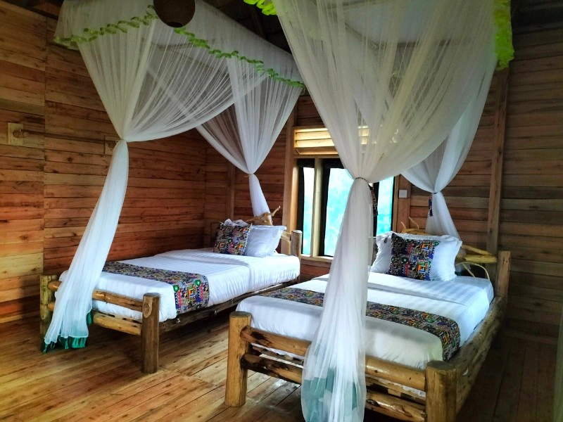 Uganda Queen Elizabeth lodge slaapkamer