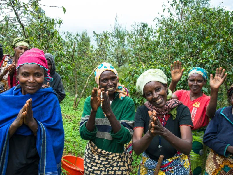 lachende vrouwen in Rwanda