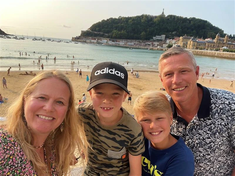 Familiefoto op het strand