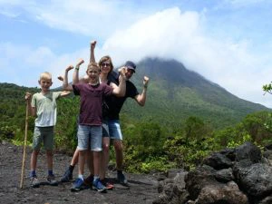 Arenal vulkaan kinderen